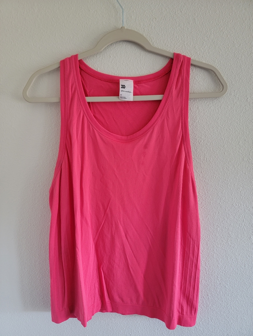 LAST CHANCE All In Motion Pink Racerback Athletic Tank Top Size Medium